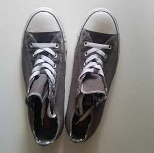 Converse Gray